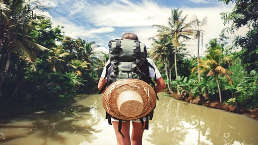 Zwischen Gipfeln, Gassen und Geschichten - Wandern weltweit
